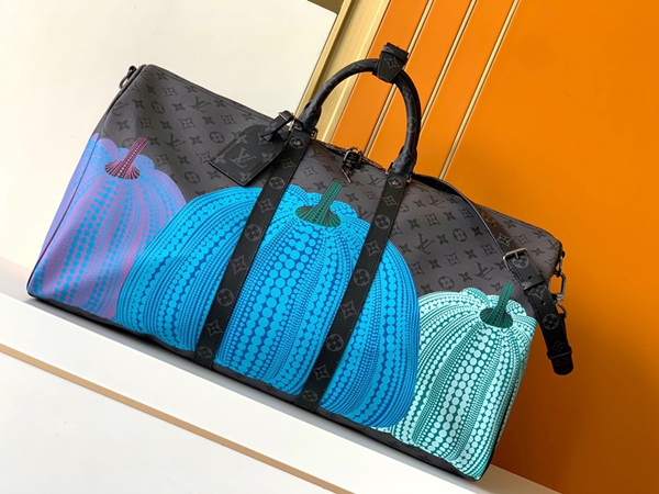 ルイヴィトンバッグ正面デザイン